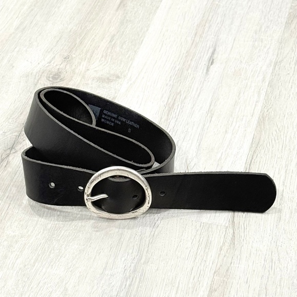 GAP Other - GAP Genuine Cow Leather Black Belt Size Small